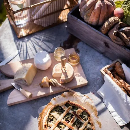 Corte Donati Villa *