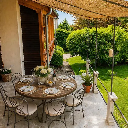Corte Donati Villa *